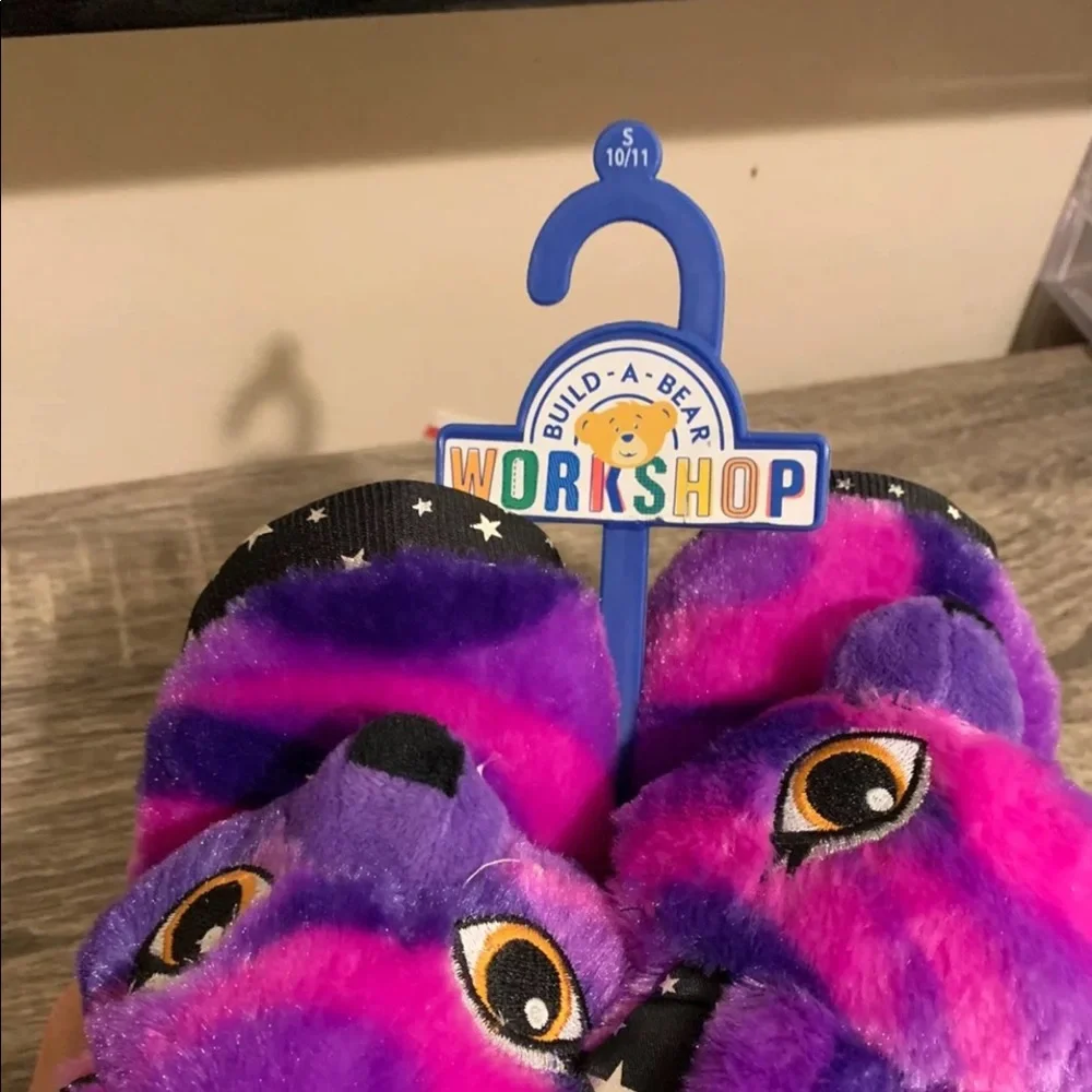 🐻🐻Build a Bear Kids Character Slippers🐻🐻